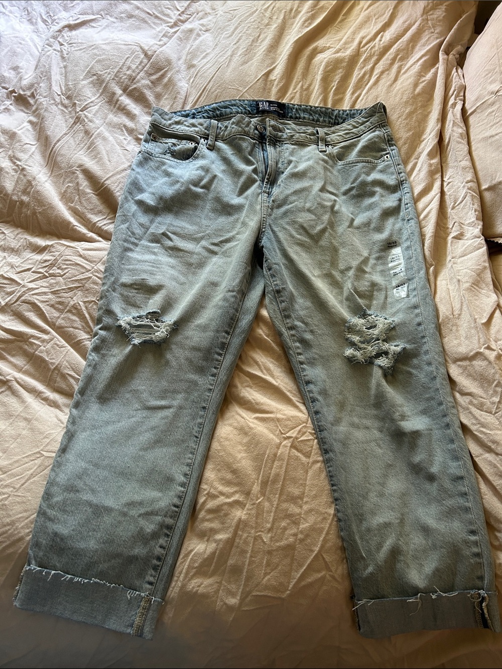 Women’s boyfriend Gap jeans